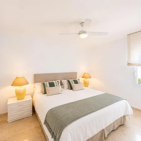 Penthouse With Seaviews By Kura Homes